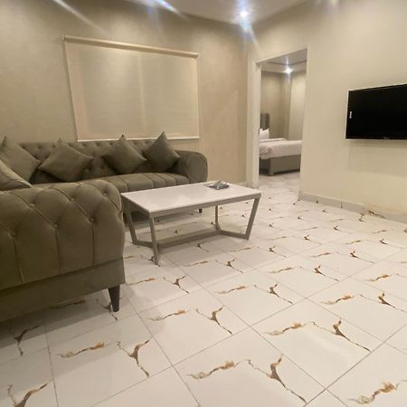 Luxe Suites Bahria Town Lahore Eksteriør bilde