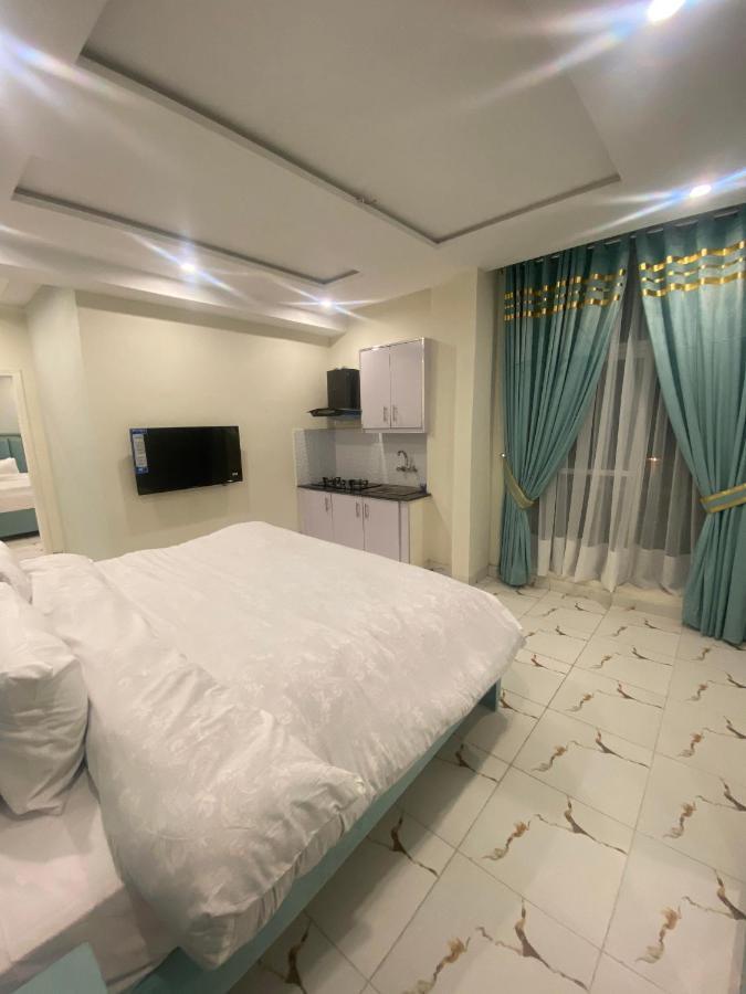 Luxe Suites Bahria Town Lahore Eksteriør bilde